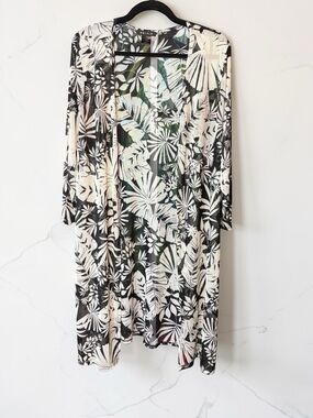 Black & White Floral Lightweight Open-Front Sweater Cardigan